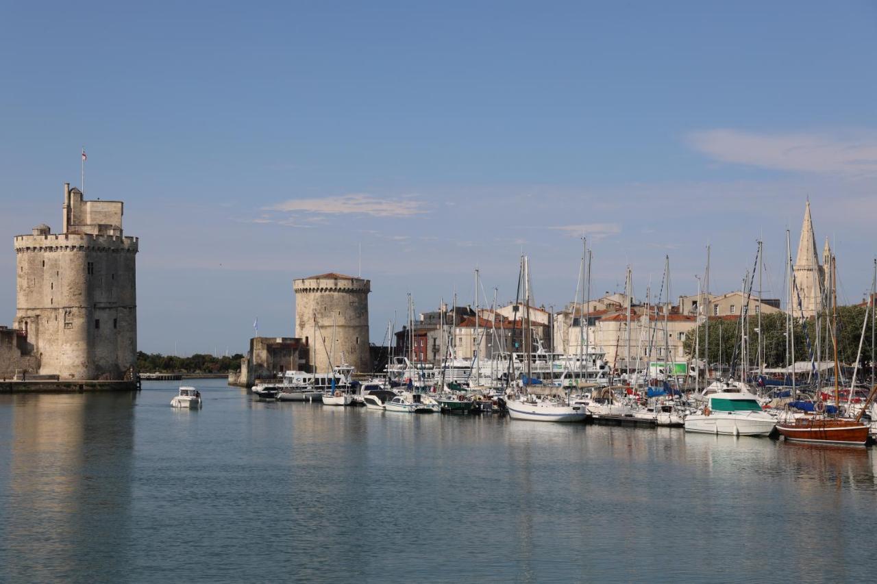 Un Hotel Sur Le Port La Rochelle  Eksteriør billede